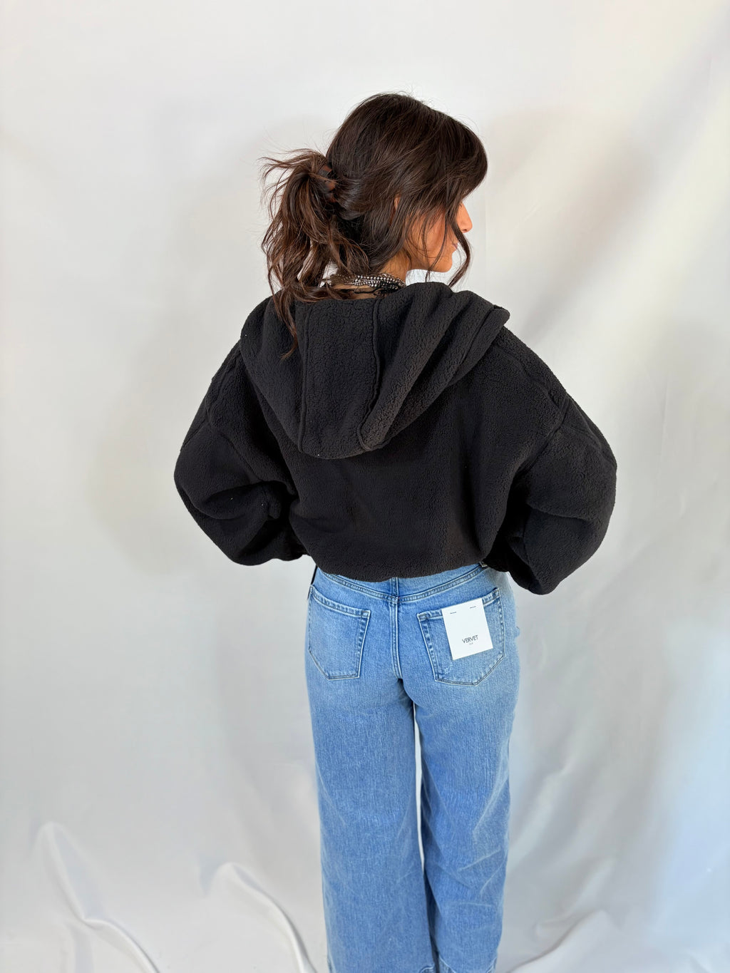 Snuggle Up Sherpa in Black