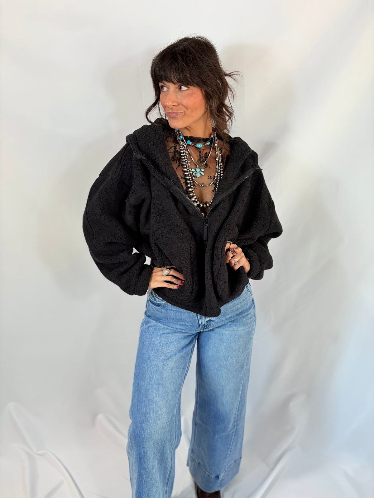 Snuggle Up Sherpa in Black