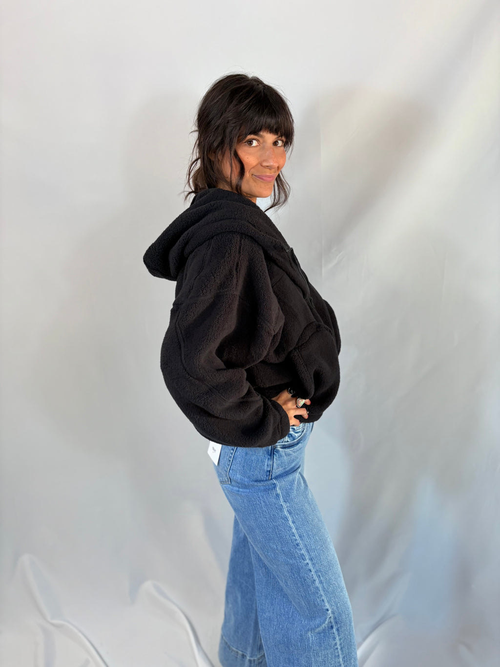 Snuggle Up Sherpa in Black