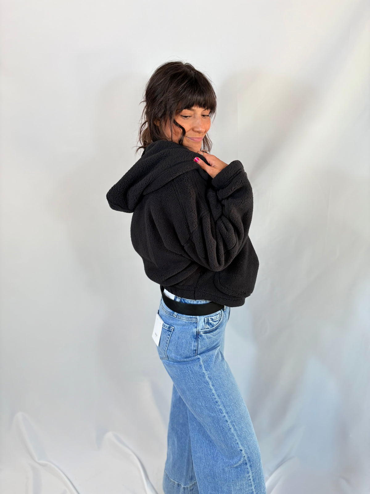Snuggle Up Sherpa in Black